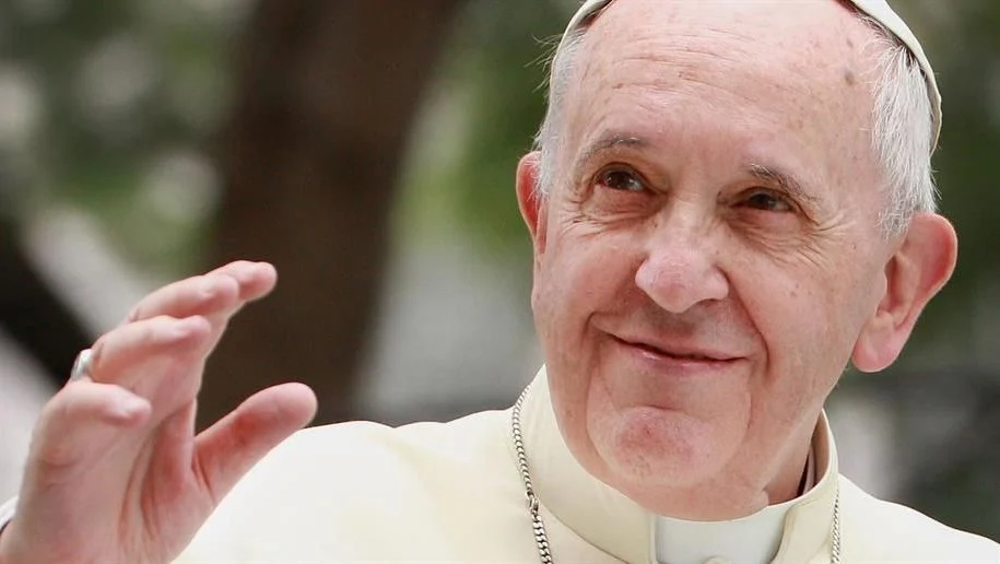 San Lorenzo presta homenagem emocionante ao Papa Francisco